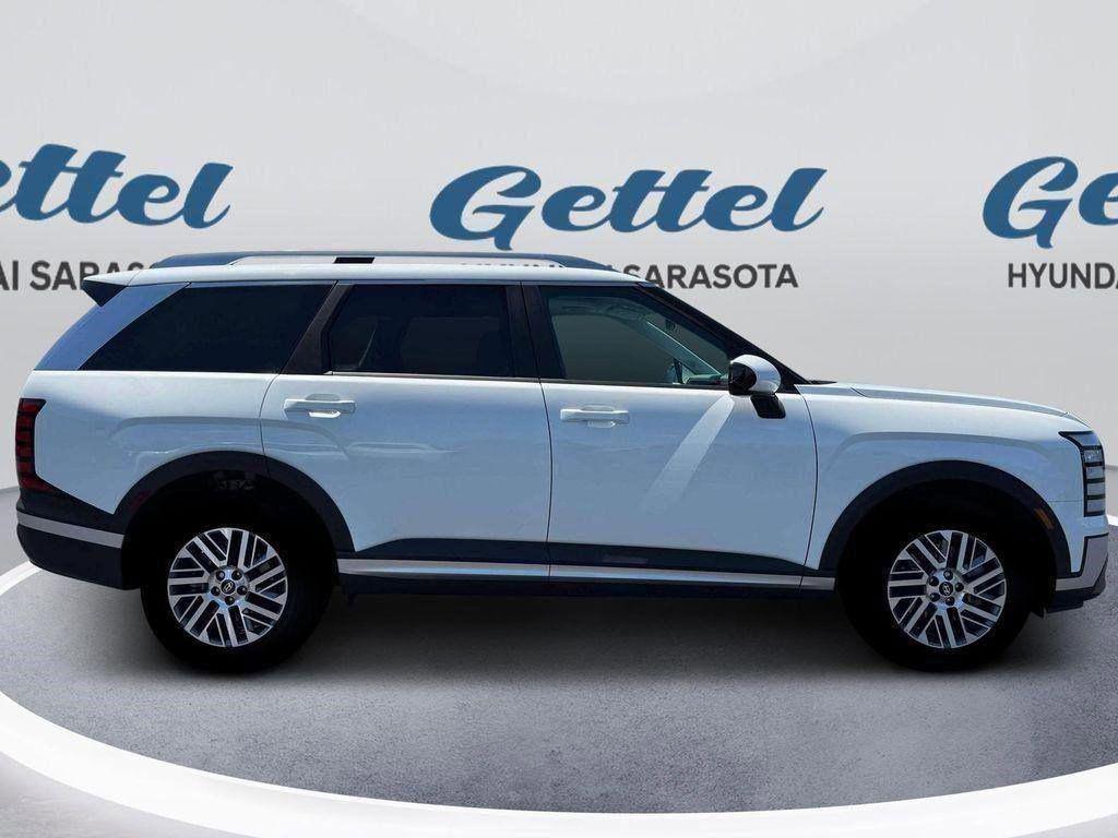 2026 Hyundai Palisade SEL photo 9