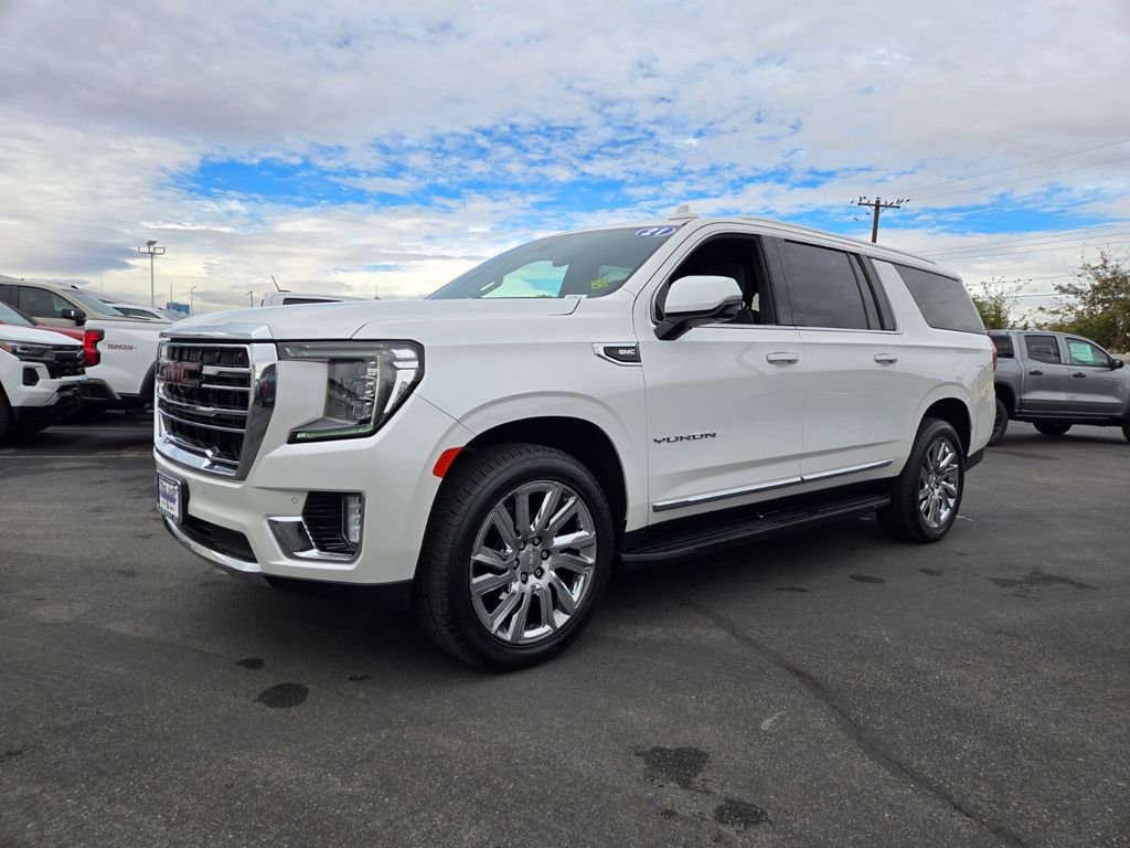2021 Gmc Yukon XL SLT photo 2