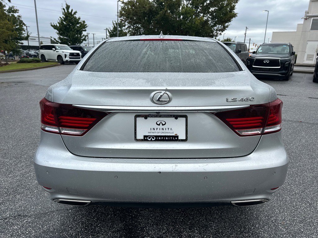 2017 Lexus LS 460 photo 4
