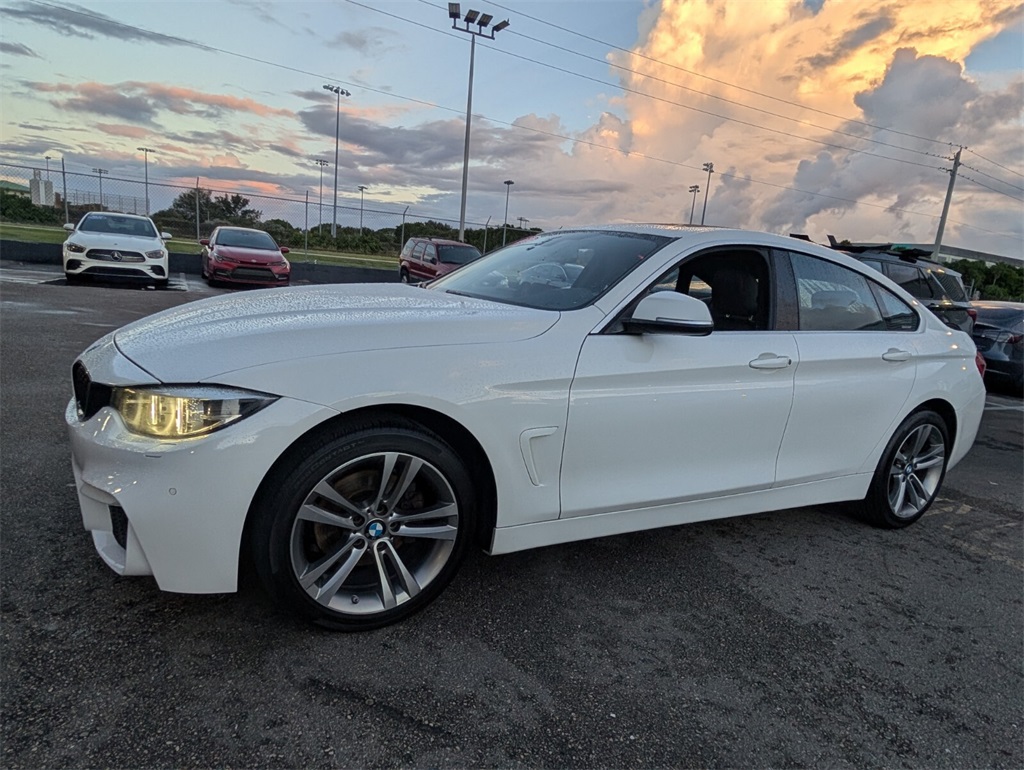2018 BMW 4 Series 430i's photo