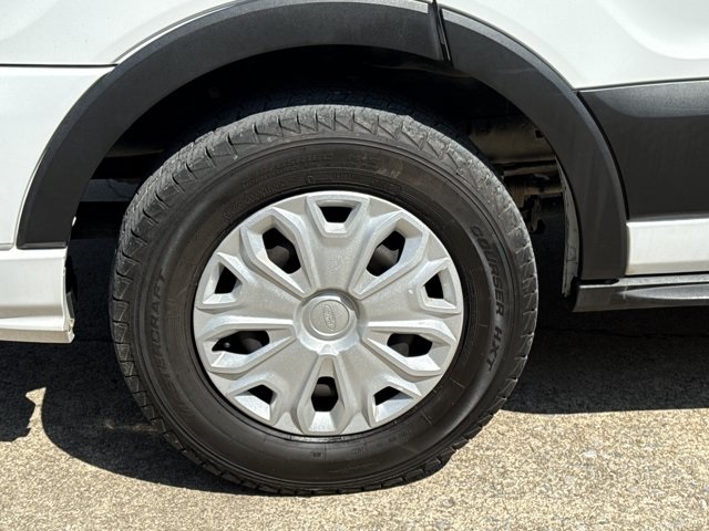 2021 Ford Transit Passenger XL photo 2