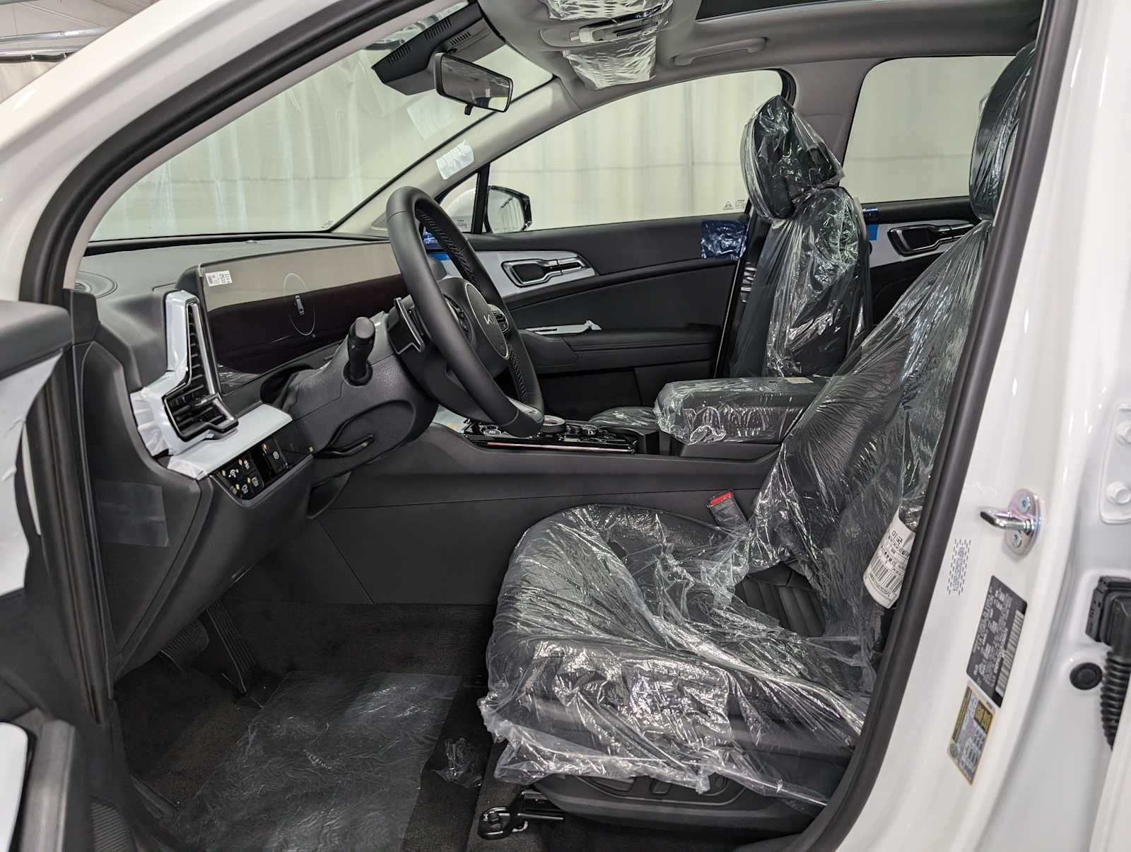 2025 Kia Sportage Hybrid photo 4