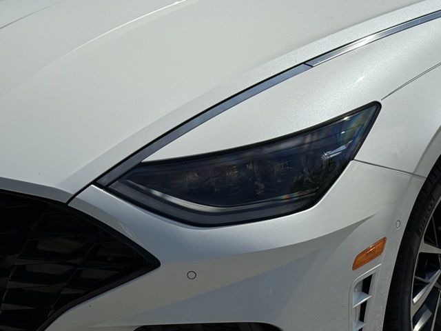2022 Hyundai Sonata Limited photo 9