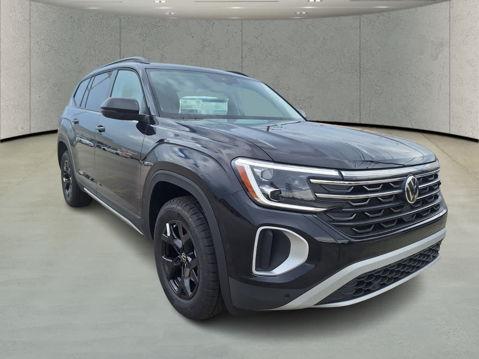 2025 Volkswagen Atlas Peak Edition SE photo 5