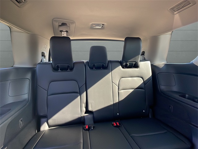 2023 Nissan Pathfinder SL photo 36