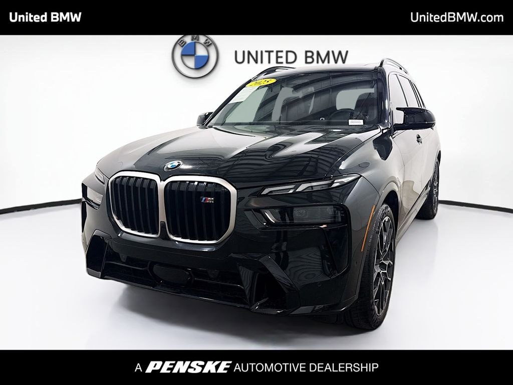 2025 BMW X7 M60i's photo