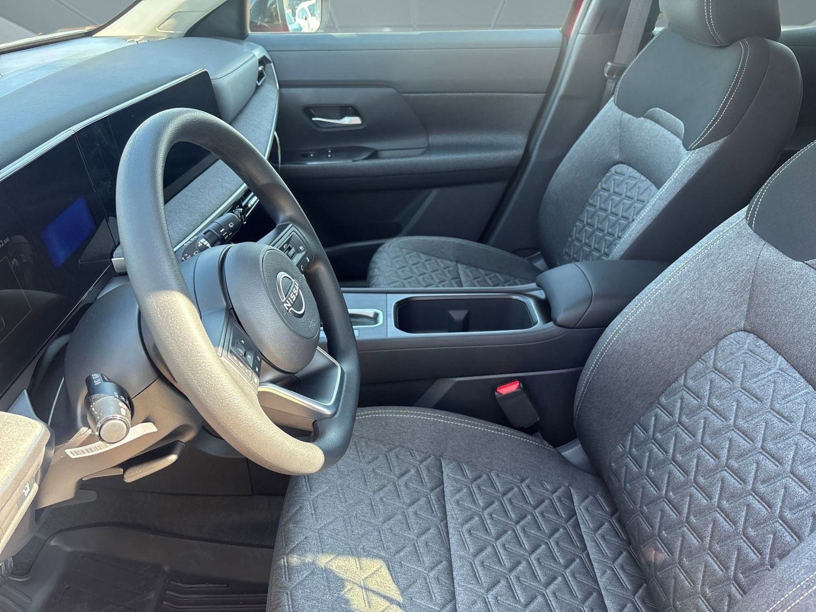 2026 Nissan Kicks SV photo 17