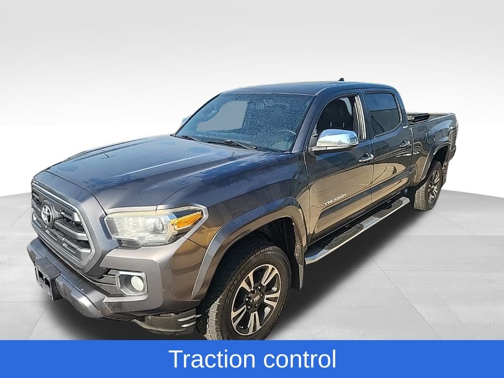 2017 Toyota Tacoma Limited photo 4