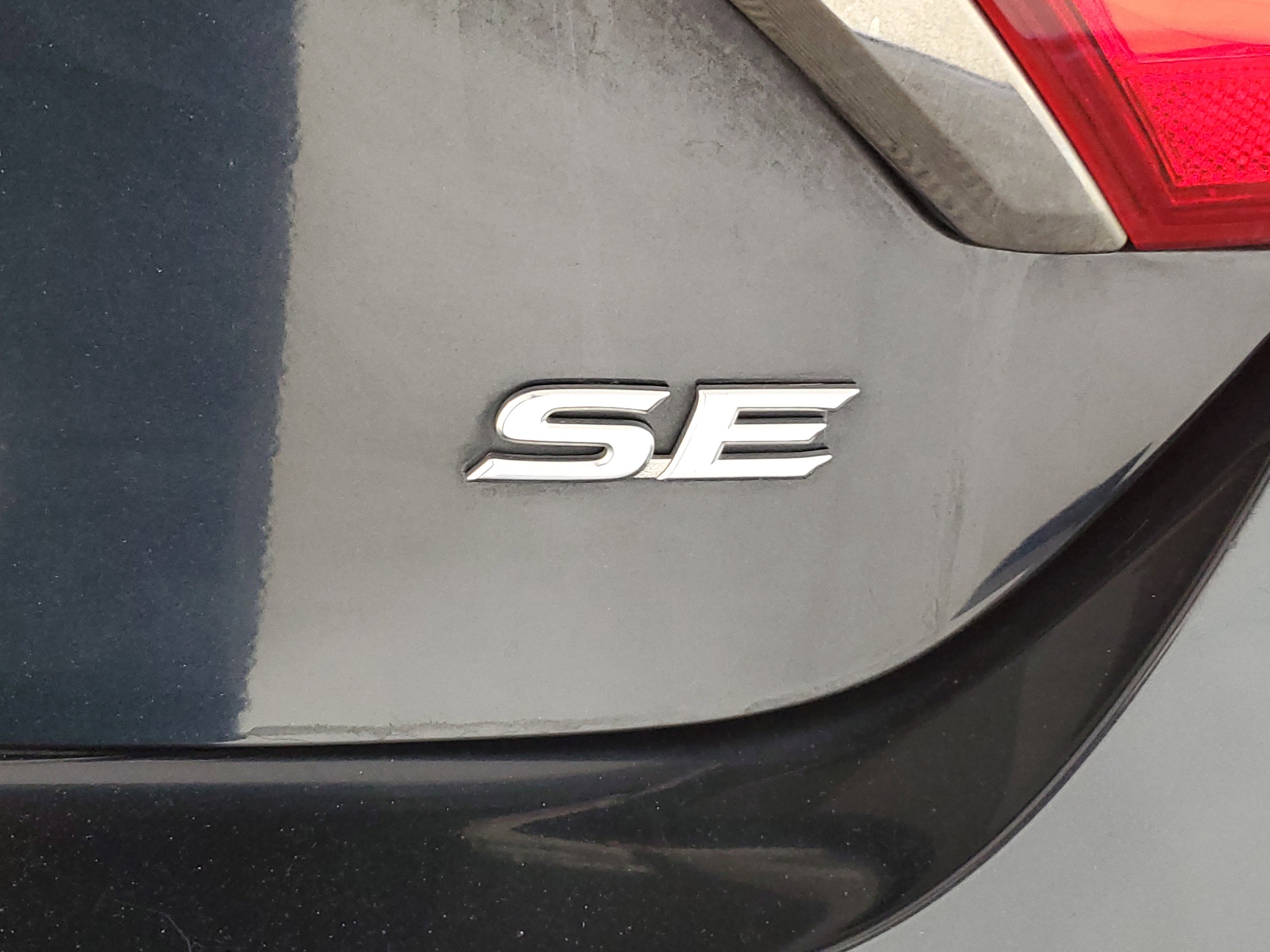 Used 2017 Parisian Night Pearl Toyota SE image 30