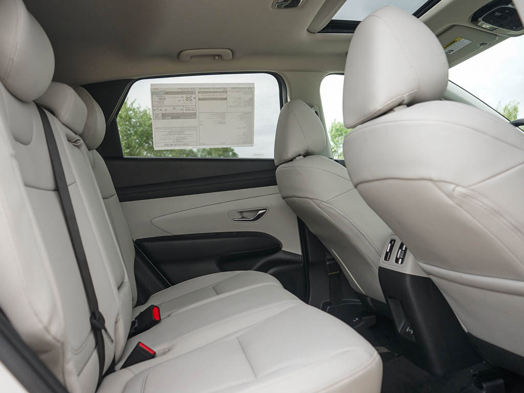 2025 Hyundai Tucson SEL Convenience photo 12