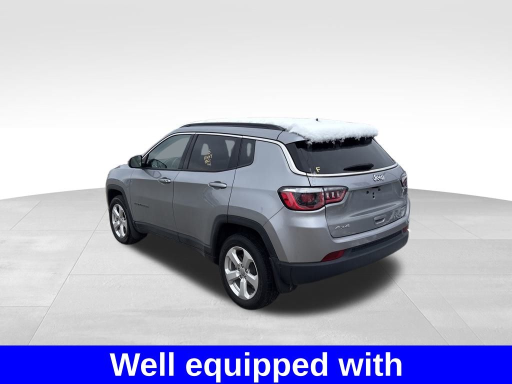 2020 Jeep Compass Latitude photo 3