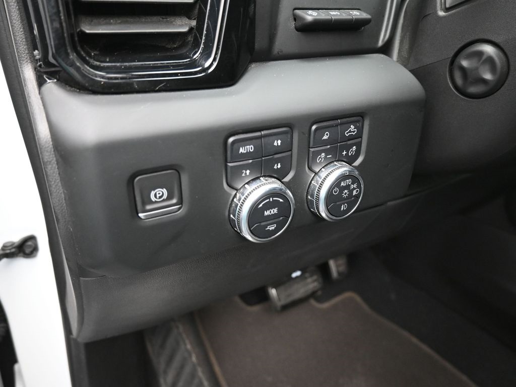 2023 Gmc Sierra 1500 AT4X photo 13