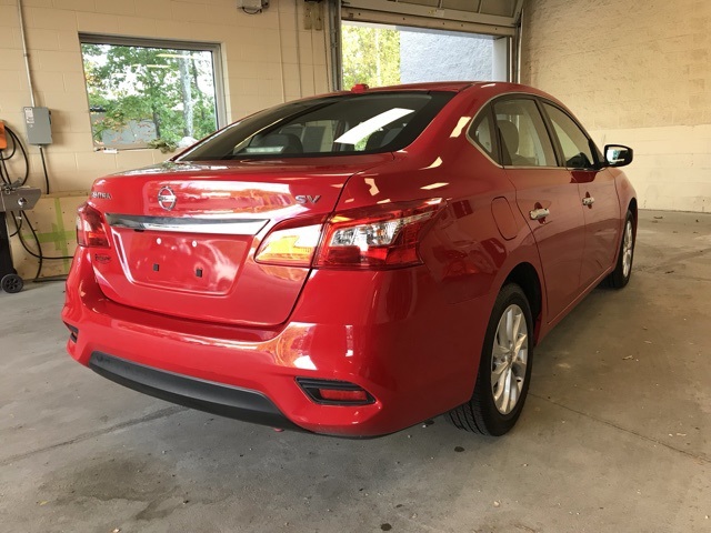 2018 Nissan Sentra SV photo 3
