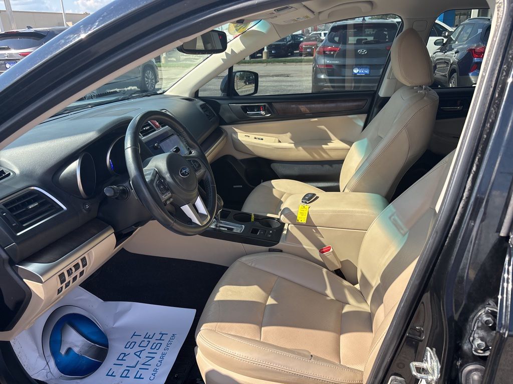 2017 Subaru Outback 3.6R Limited photo 14