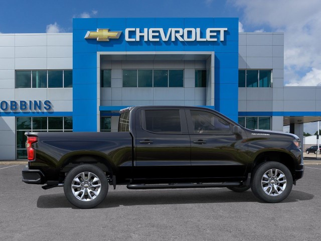 2026 Chevrolet Silverado 1500 Custom photo 3