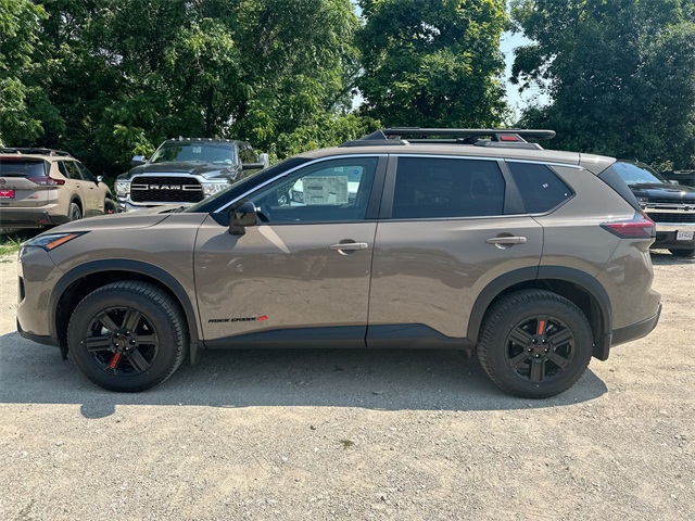 2025 Nissan Rogue SV photo 7