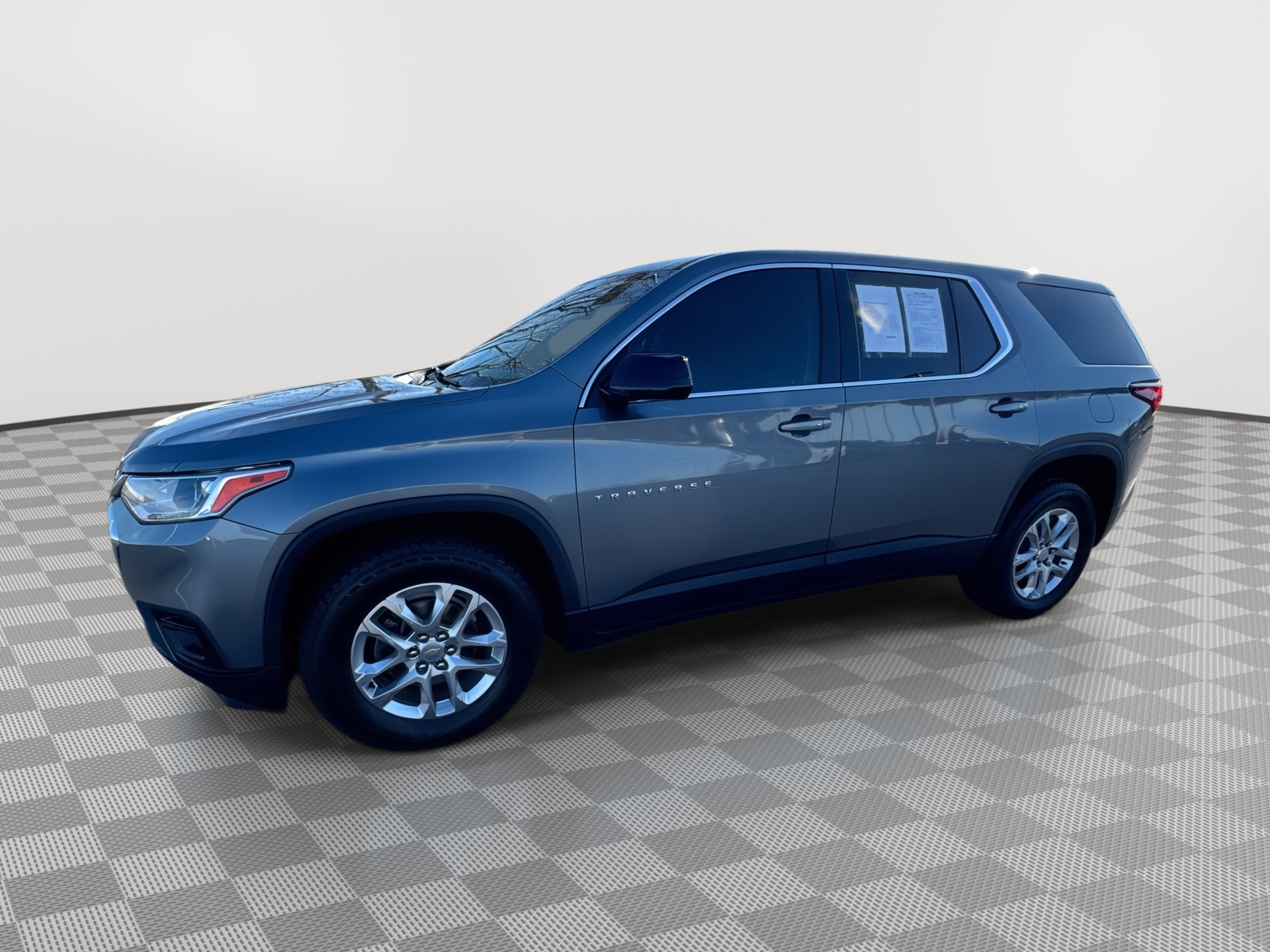 2019 Chevrolet Traverse LS's photo