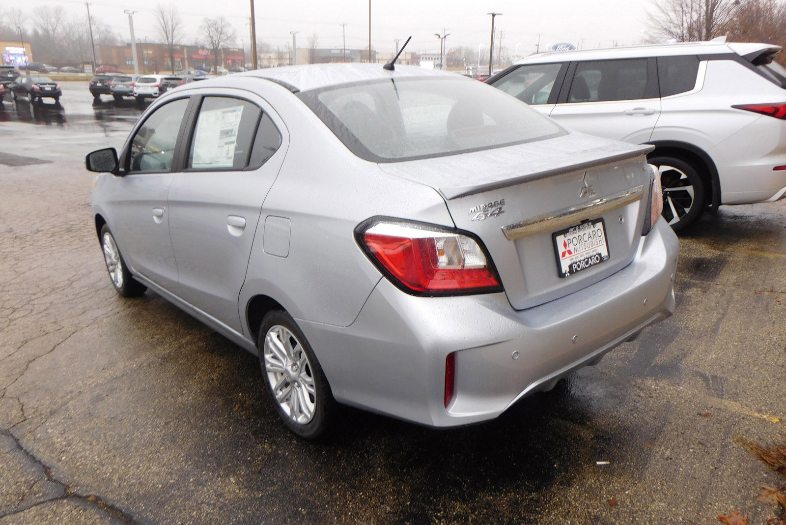 2024 Mitsubishi Mirage G4 SE photo 5
