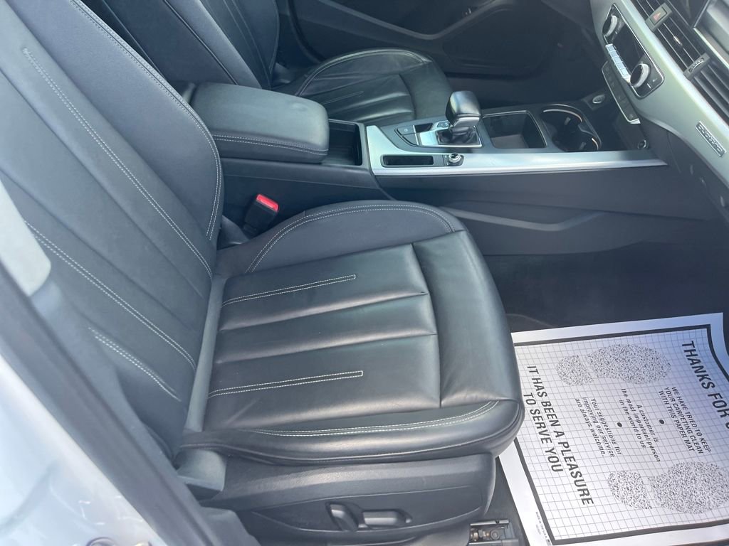 2020 Audi A4 Premium Plus 45 TFSI Quattro S line photo 21
