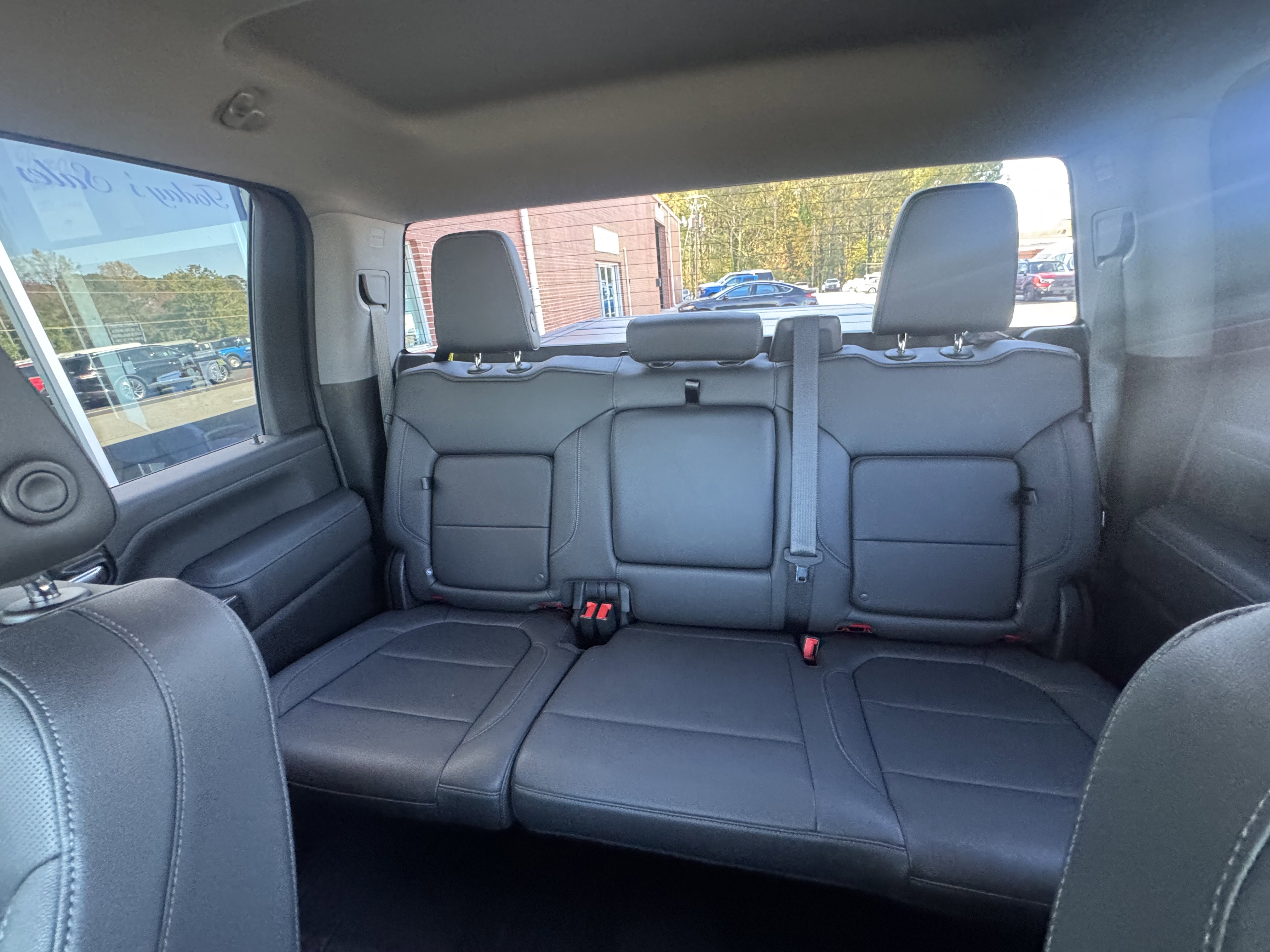 2022 Chevrolet Silverado 2500HD LTZ photo 3