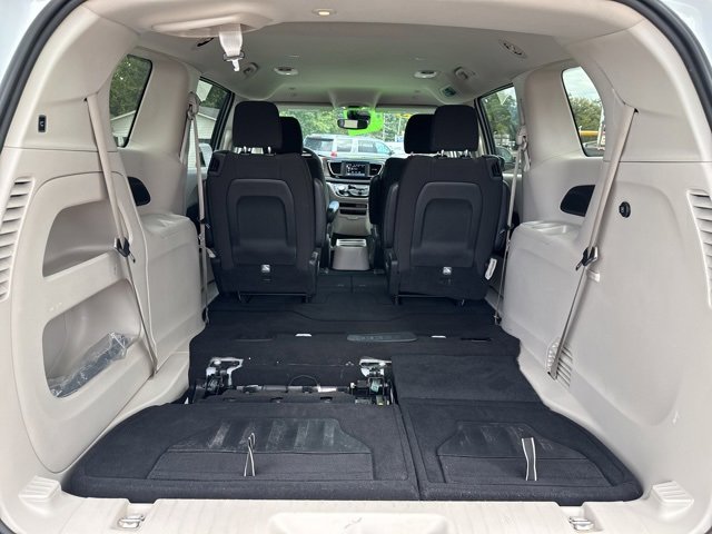 2023 Chrysler Voyager LX photo 36