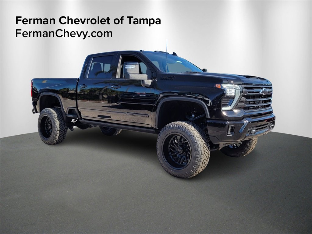 2025 Chevrolet Silverado HD High Country's photo