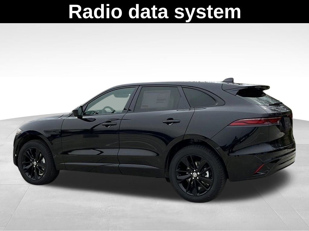 2025 Jaguar F-PACE P250 R-Dynamic S photo 4