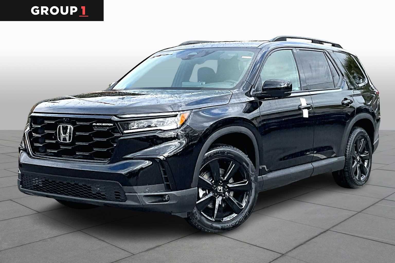 2025 Honda Pilot Black Edition's photo