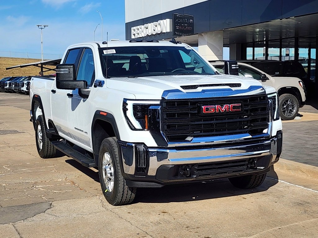 2026 GMC Sierra 2500HD Pro's photo