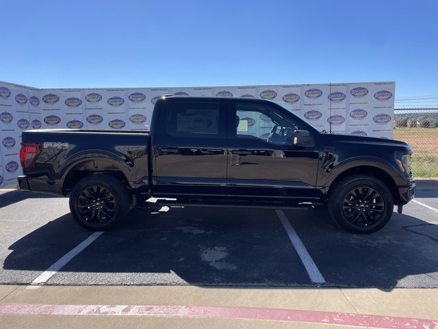 2025 Ford F-150 XLT's photo