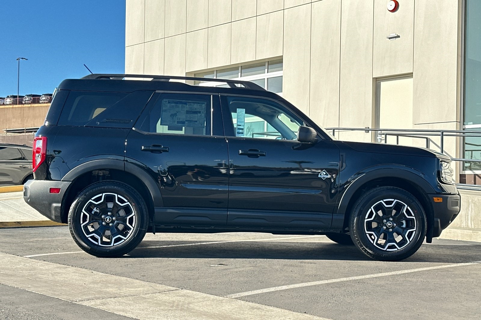 2025 Ford Bronco Sport Outer Banks photo 2