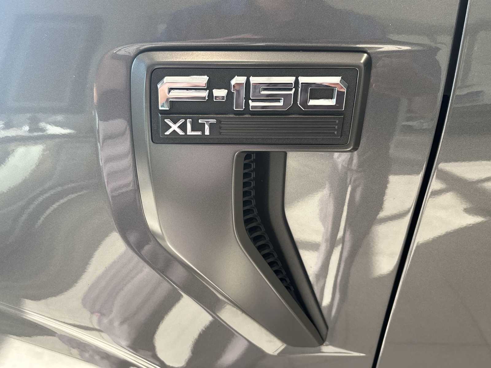 2022 Ford F-150 XLT photo 26