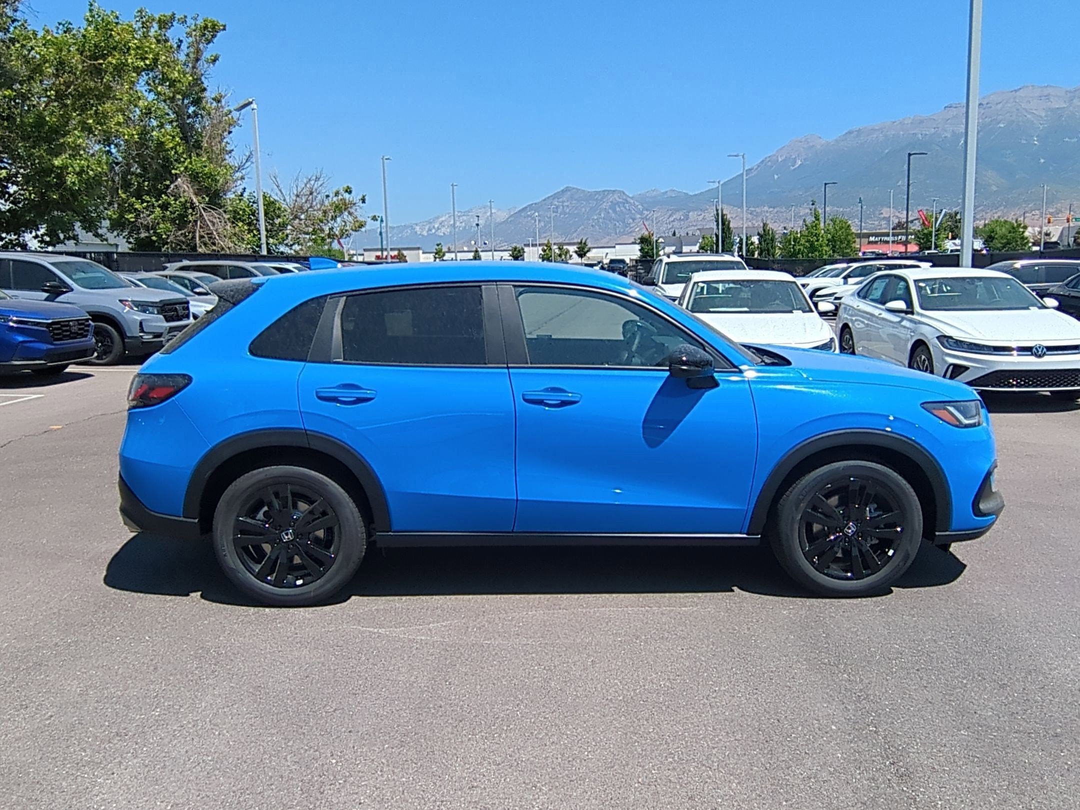 2026 Honda HR-V Sport photo 2