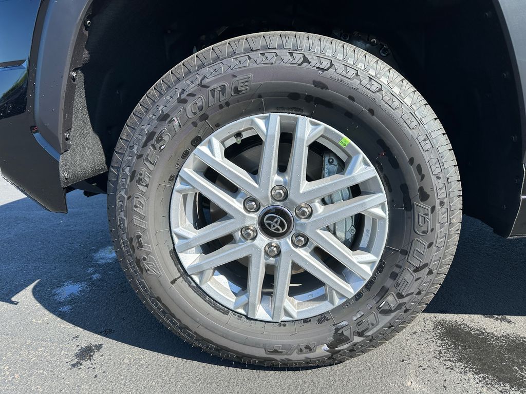 2026 Toyota Tundra SR5 CrewMax photo 12