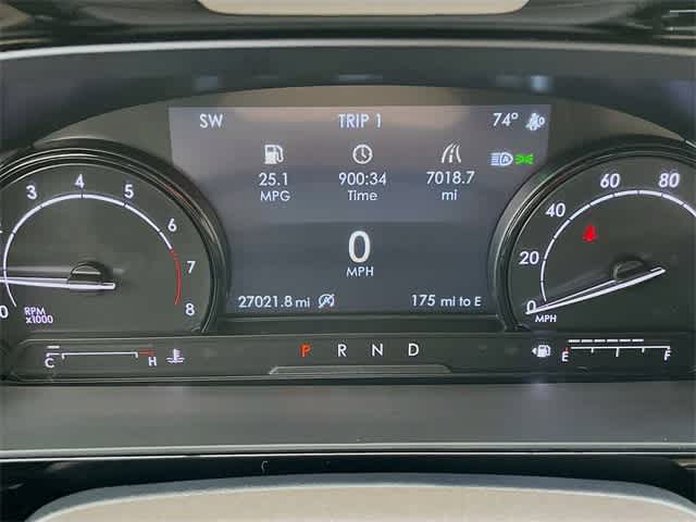 2022 Lincoln Corsair Standard photo 12