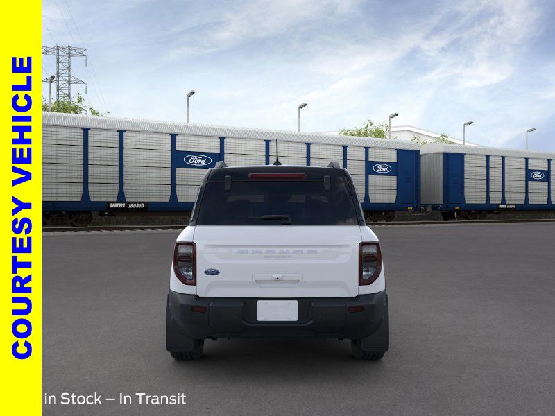 2025 Ford Bronco Sport Outer Banks photo 4
