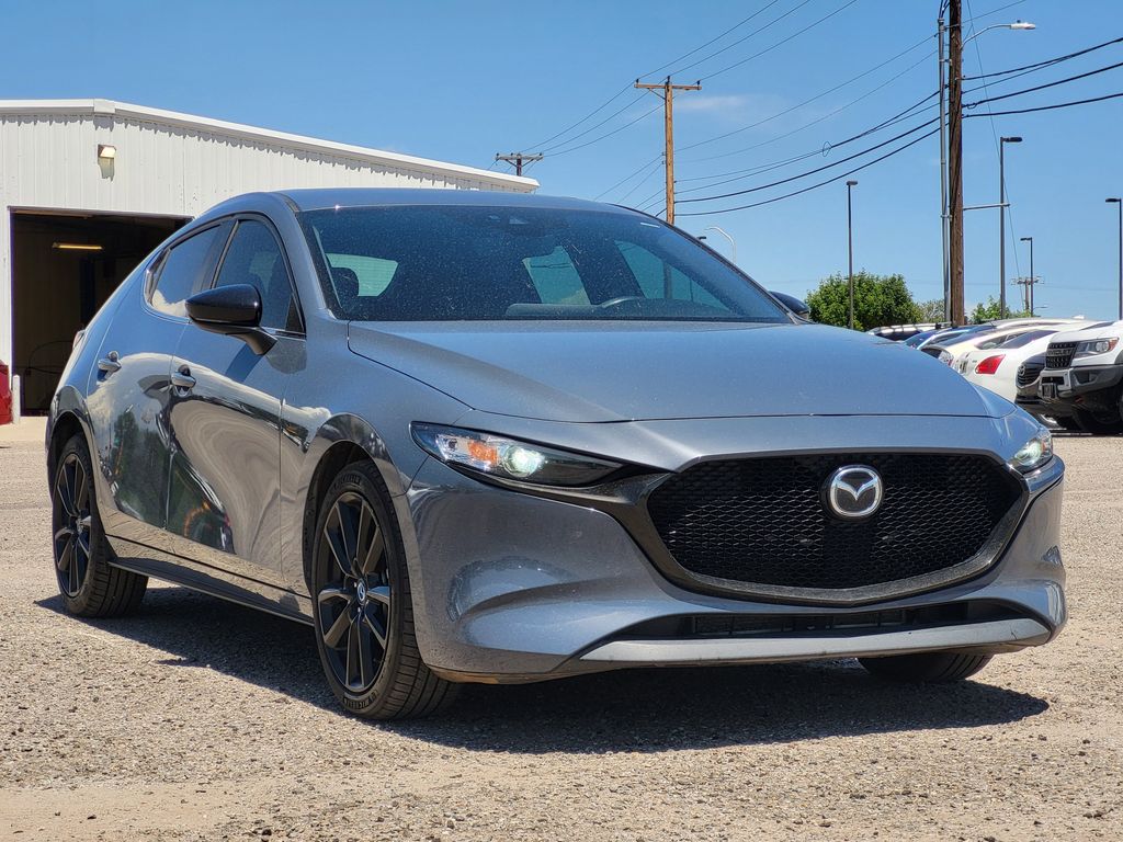 2022 Mazda Mazda3 Hatchback Carbon photo 3