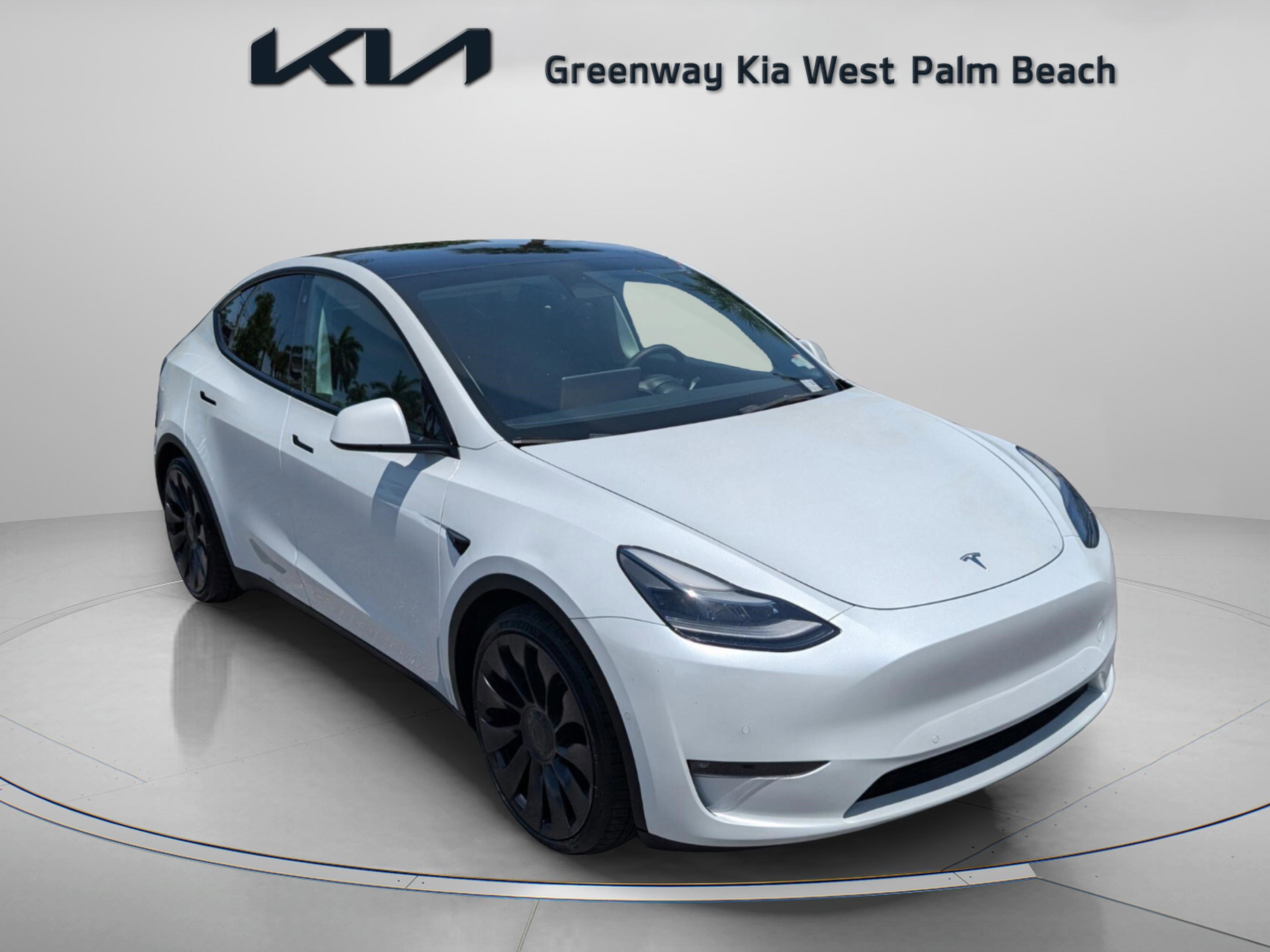 Used 2022 Tesla Model Y Performance with VIN 7SAYGDEF1NF517533 for sale in West Palm Beach, FL