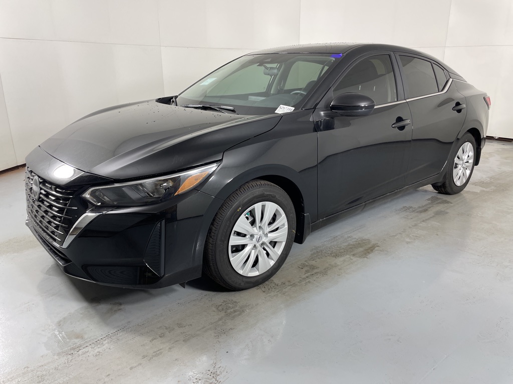 2025 Nissan Sentra S photo 4