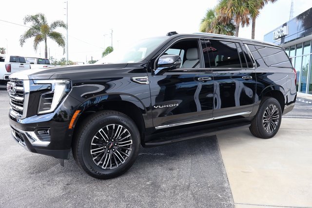 2025 Gmc Yukon XL photo 3