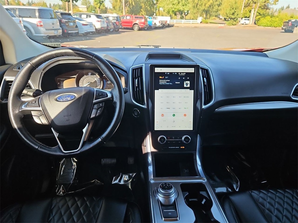 2023 Ford Edge Titanium photo 22