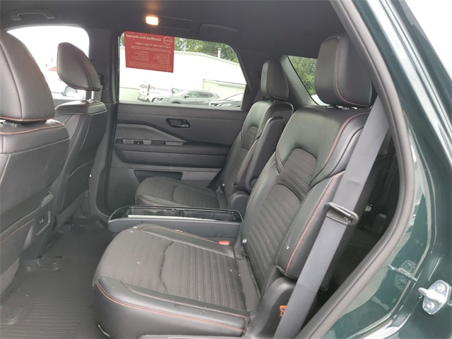 2024 Nissan Pathfinder Rock Creek photo 13