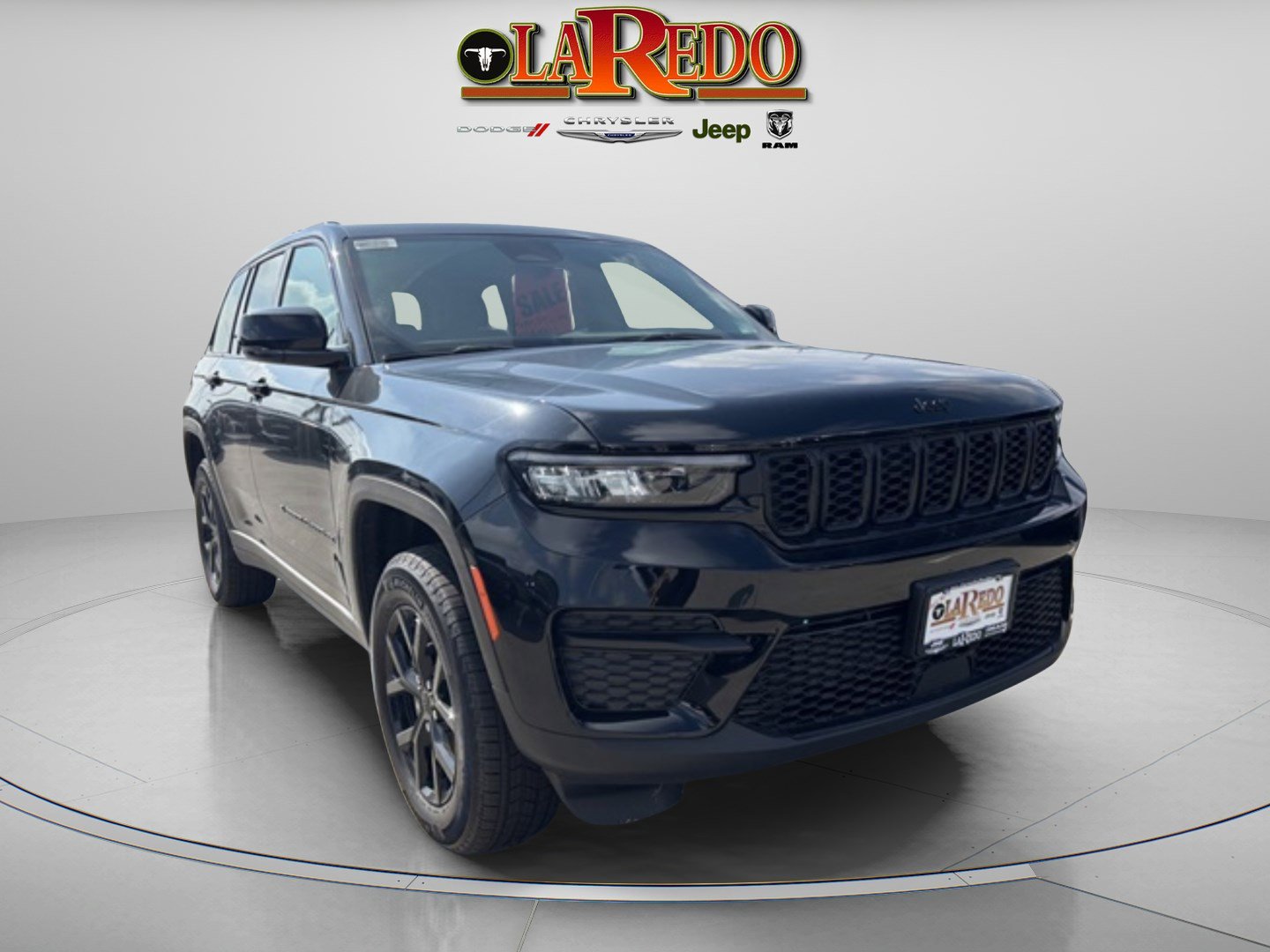 2025 Jeep Grand Cherokee Altitude's photo