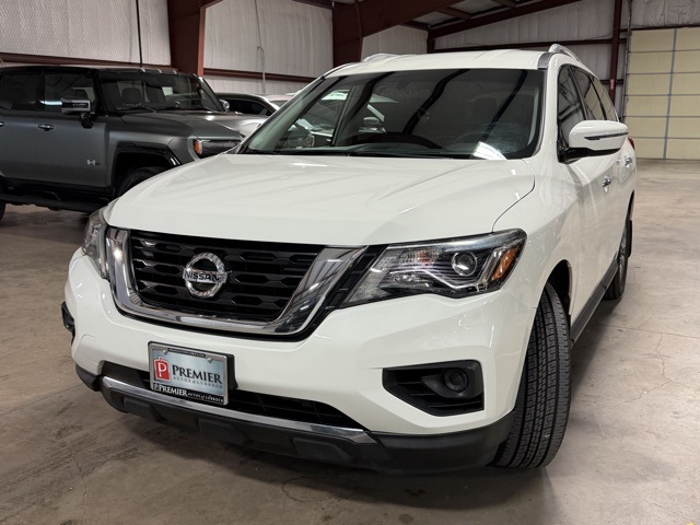 2019 Nissan Pathfinder S photo 3
