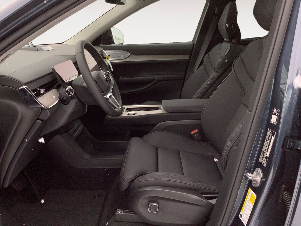 2025 Volvo EX90 Twin Motor Performance Ultra photo 9