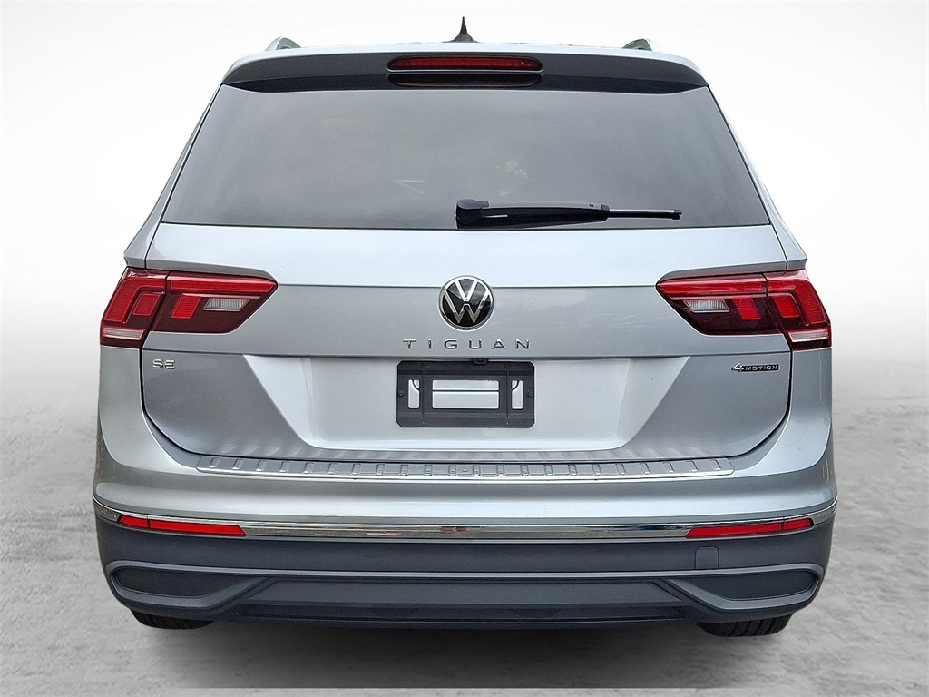 2023 Volkswagen Tiguan SE photo 3