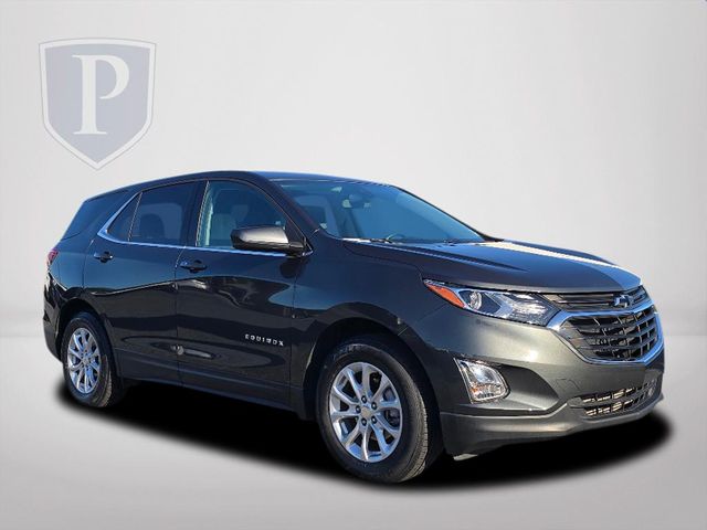 2020 Chevrolet Equinox LT photo 2