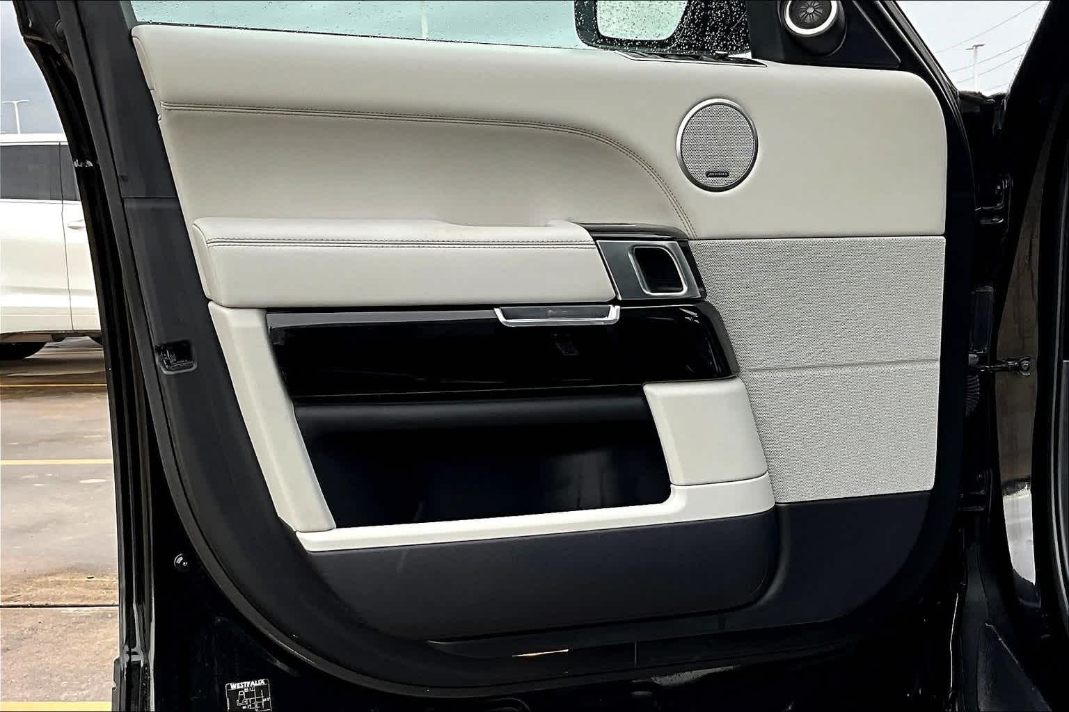 2015 Land Rover Range Rover SuperCharged photo 20