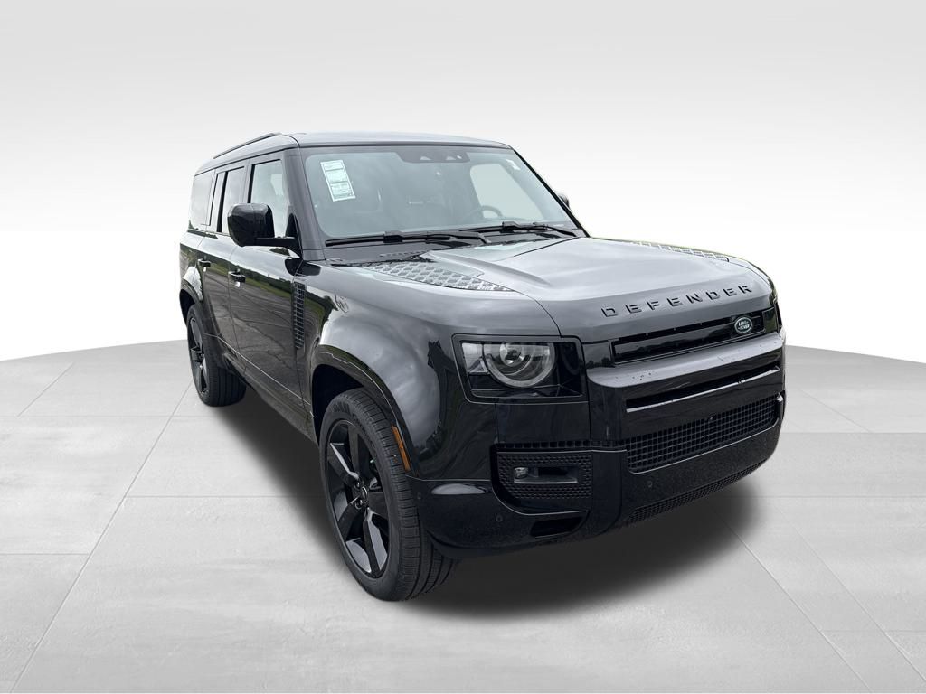 2025 Land Rover Defender 130 X-Dynamic SE photo 5