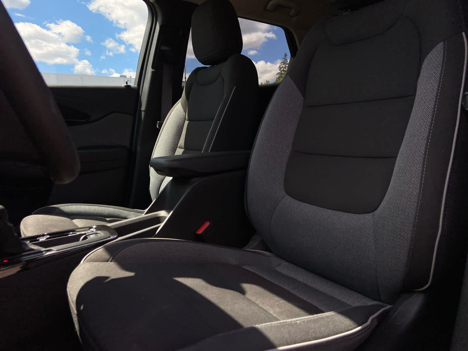 2023 Chevrolet Trailblazer LT photo 13